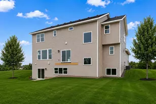635 Parkside Ct, Eagan, MN 55123 - Photo 31