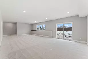 635 Parkside Ct, Eagan, MN 55123 - Photo 17