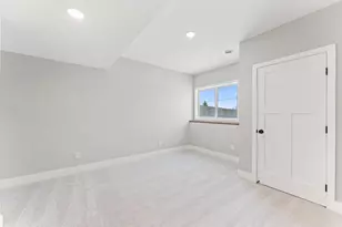 635 Parkside Ct, Eagan, MN 55123 - Photo 25