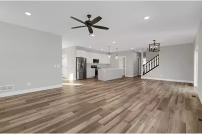 635 Parkside Court, Eagan, MN 55123 - Photo 11