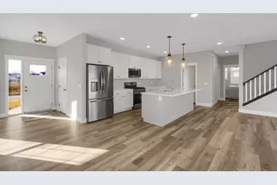 635 Parkside Court, Eagan, MN 55123 - Photo 5