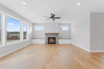 635 Parkside Court, Eagan, MN 55123 - Photo 19