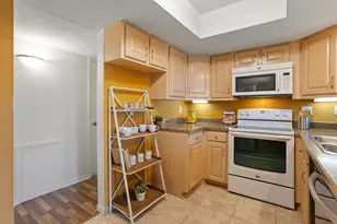 6085 Lincoln Dr, Edina, MN 55436 - Photo 15