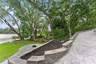 2020 Arcade St, Maplewood, MN 55109 - Photo 39