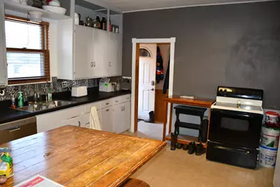 719 Horace Avenue N, Thief River Falls, MN 56701 - Photo 11