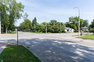 1301 10th St S, Fargo,  58103 - Photo 7