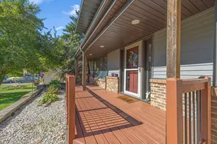 2107 Kings Rd, Eagan, MN 55122 - Photo 5