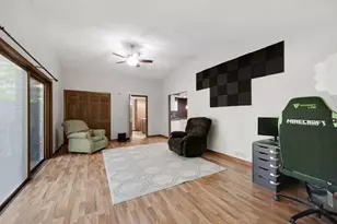 2107 Kings Rd, Eagan, MN 55122 - Photo 17