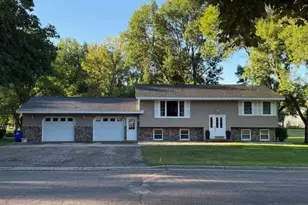 1503 13th Ave, Clarkfield, MN 56223 - Photo 1