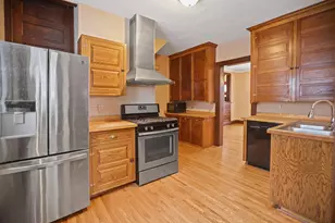 521 2nd St NW, Faribault, MN 55021 - Photo 21