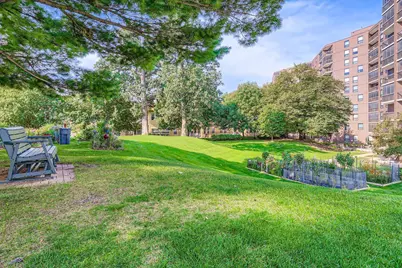 6615 Lake Shore Drive S #604, Richfield, MN 55423 - Photo 13