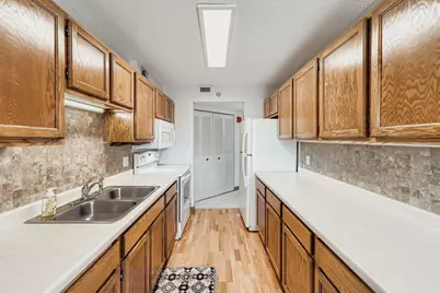 6615 Lake Shore Drive S #604, Richfield, MN 55423 - Photo 5