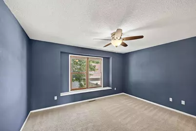 10281 Arrowwood Drive, Eden Prairie, MN 55347 - Photo 9