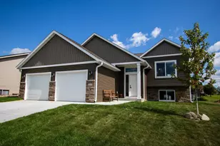 713 State St, Kenyon, MN 55946 - Photo 1