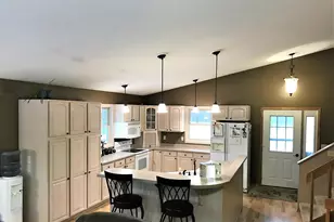 39947 River Oaks Dr, Roseau, MN 56751 - Photo 9