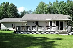 39947 River Oaks Dr, Roseau, MN 56751 - Photo 3