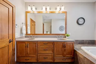 1012 Adam Ave, Montevideo, MN 56265 - Photo 25