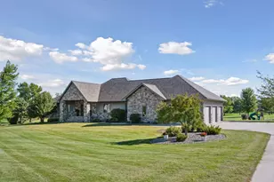 1012 Adam Ave, Montevideo, MN 56265 - Photo 1