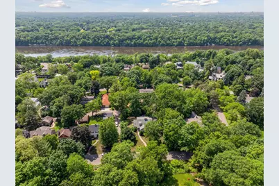 317 Stonebridge Boulevard, Saint Paul, MN 55105 - Photo 5