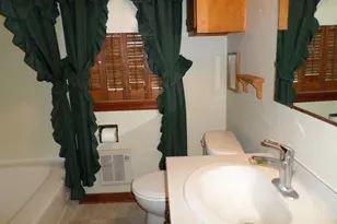 414 Hamilton Ave NE, Red Lake Falls, MN 56750 - Photo 15