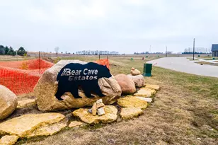 656 Kodiak Dr NW, Stewartville, MN 55976 - Photo 1