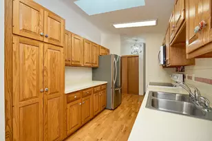 5313 Yorktown Ln N, Plymouth, MN 55442 - Photo 9