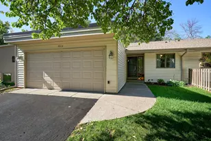 5313 Yorktown Ln N, Plymouth, MN 55442 - Photo 3