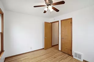 5701 38th Ave S, Minneapolis, MN 55417 - Photo 9