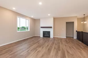 5393 177th St W, Lakeville, MN 55044 - Photo 3