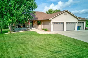 3521 Pebble Hills Dr, Fergus Falls, MN 56537 - Photo 1