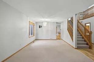 17600 Lenox Cir, Eden Prairie, MN 55347 - Photo 9