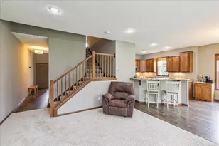 594 Stonewood Ln, Burnsville, MN 55306 - Photo 7