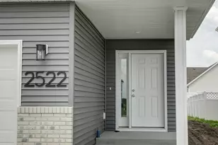 2522 38th Ave S, Moorhead, MN 56560 - Photo 5