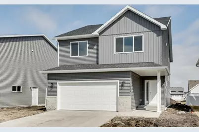 2522 38th Avenue S, Moorhead, MN 56560 - Photo 1