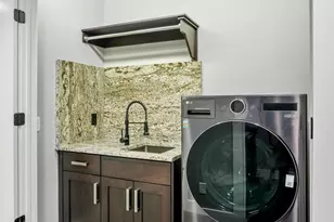 5160 Juneau Ln N, Plymouth, MN 55446 - Photo 131