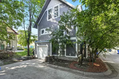2122 Oakland Avenue, Minneapolis, MN 55404 - Photo 1