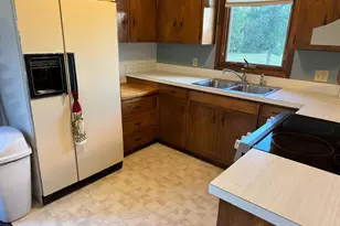 110 E Stokes Ave, Badger, MN 56714 - Photo 5