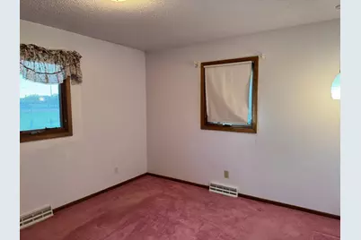 110 E Stokes Avenue, Badger, MN 56714 - Photo 13