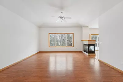 1789 Windsor Drive S, Shakopee, MN 55379 - Photo 9