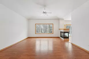 1789 Windsor Dr S, Shakopee, MN 55379 - Photo 9