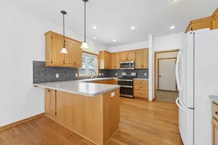 1789 Windsor Dr S, Shakopee, MN 55379 - Photo 15