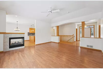 1789 Windsor Drive S, Shakopee, MN 55379 - Photo 11