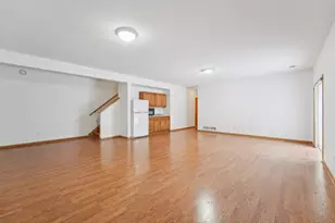 1789 Windsor Dr S, Shakopee, MN 55379 - Photo 33