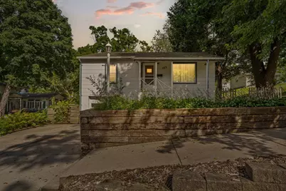 123 6th Avenue SW, Faribault, MN 55021 - Photo 1