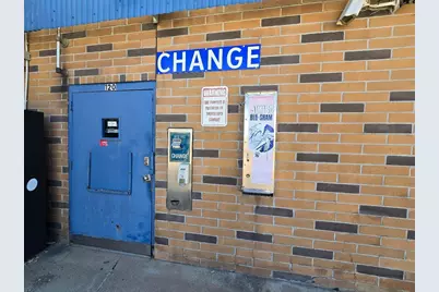 120 8th Avenue NE, Pipestone, MN 56164 - Photo 3