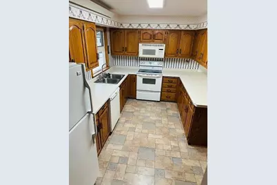 75 4th Street NW, Clara City, MN 56222 - Photo 3