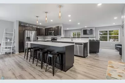 624 10th Avenue N, Fargo, ND 58102 - Photo 5