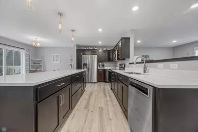 624 10th Avenue N, Fargo, ND 58102 - Photo 7