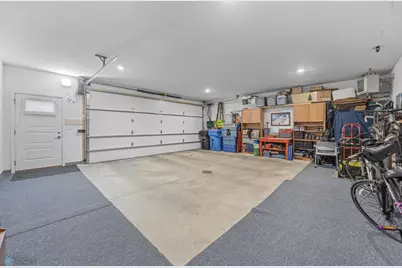 624 10th Avenue N, Fargo, ND 58102 - Photo 33