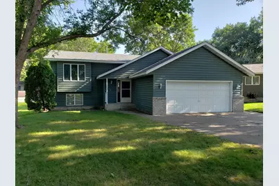 715 10 1/2 Street N, Sauk Rapids, MN 56379 - Photo 1
